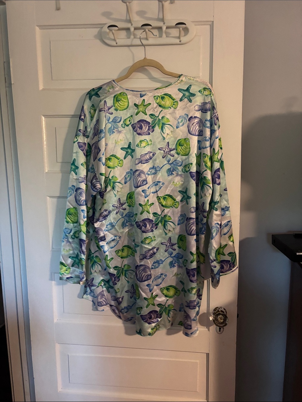 Vintage VS Fish Print Pajama Gown - White with Green & Purple - Picture 4 of 4